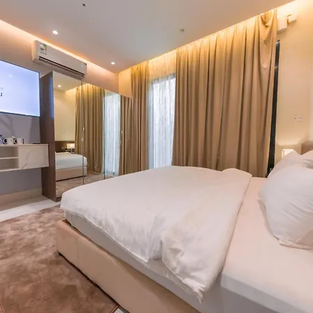 Riyadh Luxury الياسمين 5
